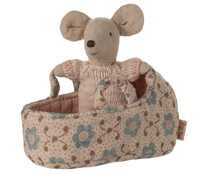 Maileg - Babymaus in der Tragentasche rosa