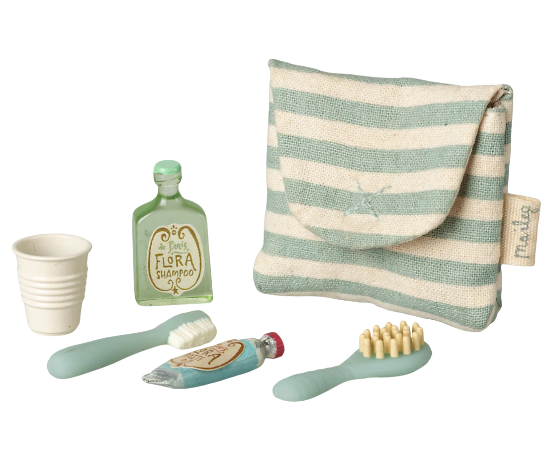 Maileg - Zahnbürsten-Set in Tasche Maus blau gestreift