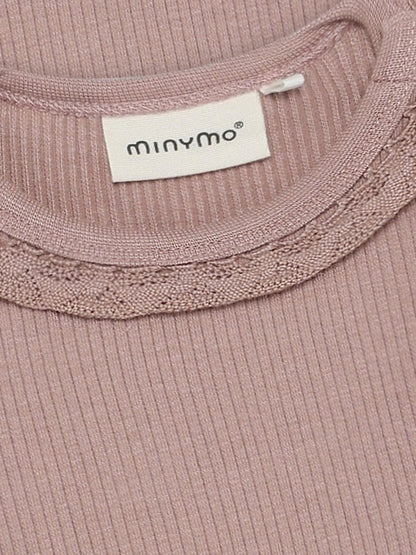Minymo - gerippter Baby Body Rosa