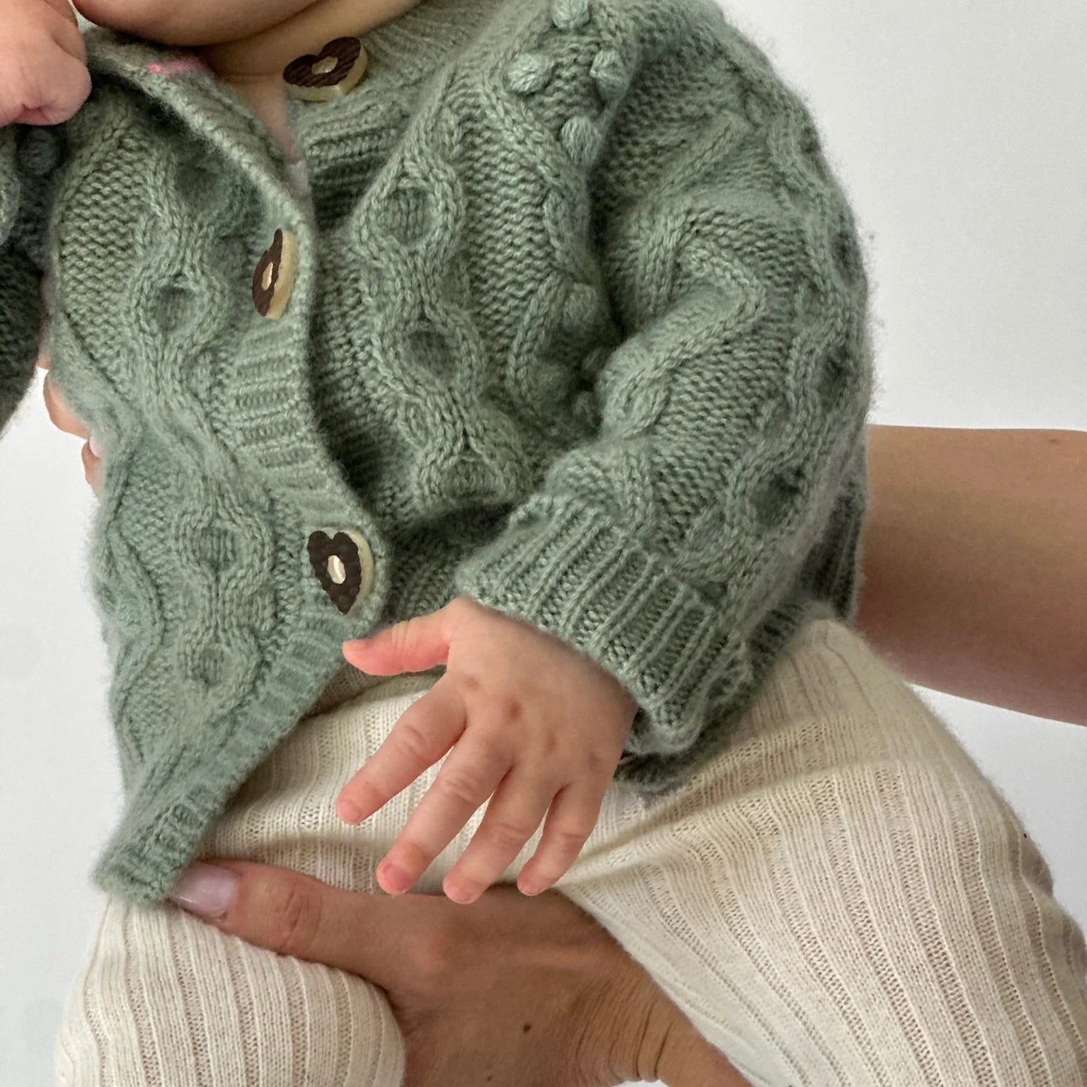 Papa Lobster - Baby Cashmere Cardigan CHARLOTTE Salbei