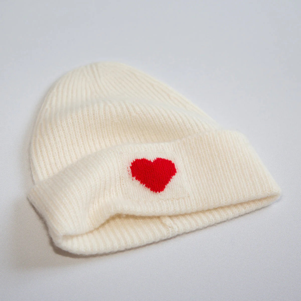 Papa Lobster - Kinder Cashmere Mütze LITTLE HEART Naturweiß