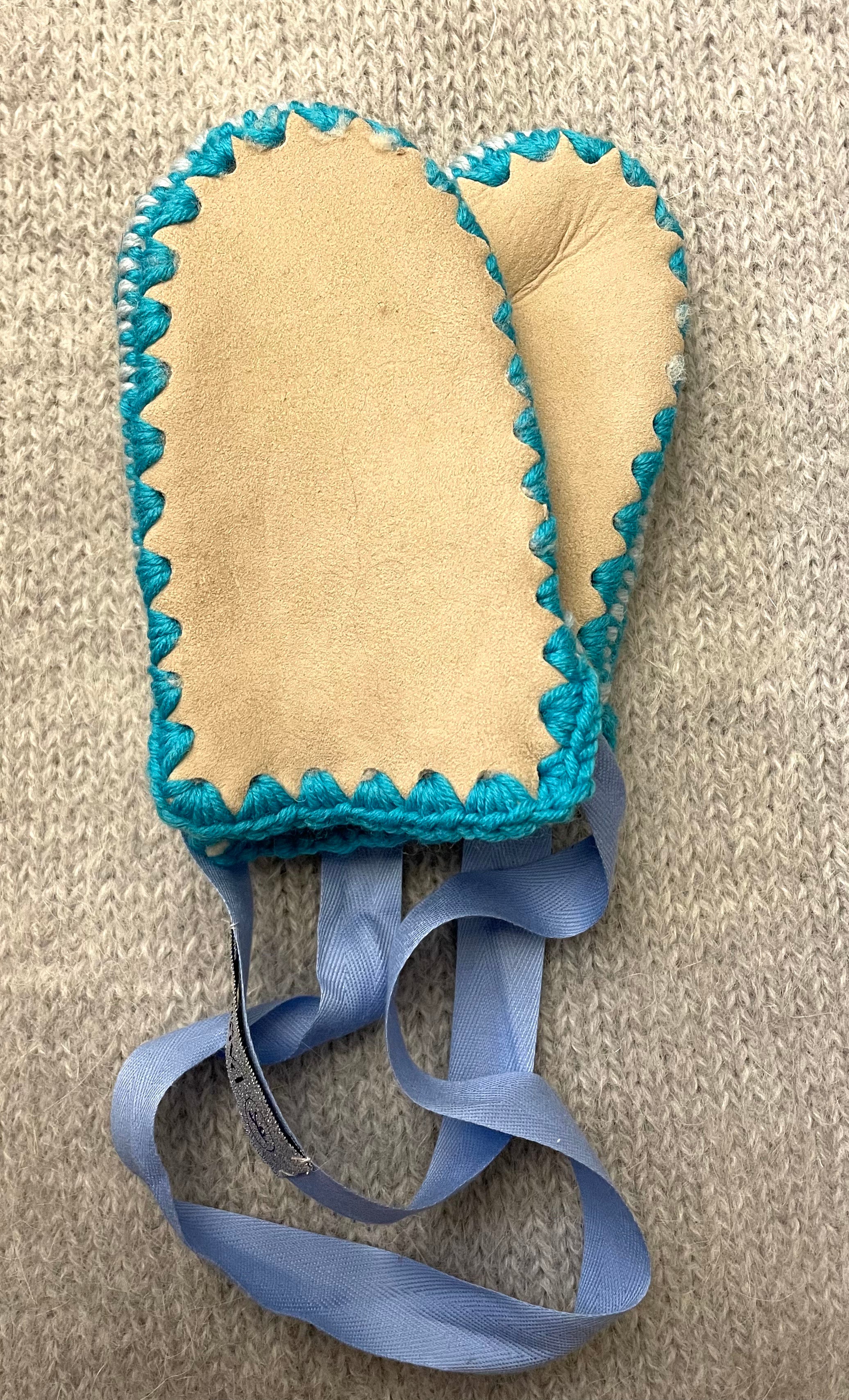 PaRI with Style - Baby Handschuhe aus Lammfell beige/ blau