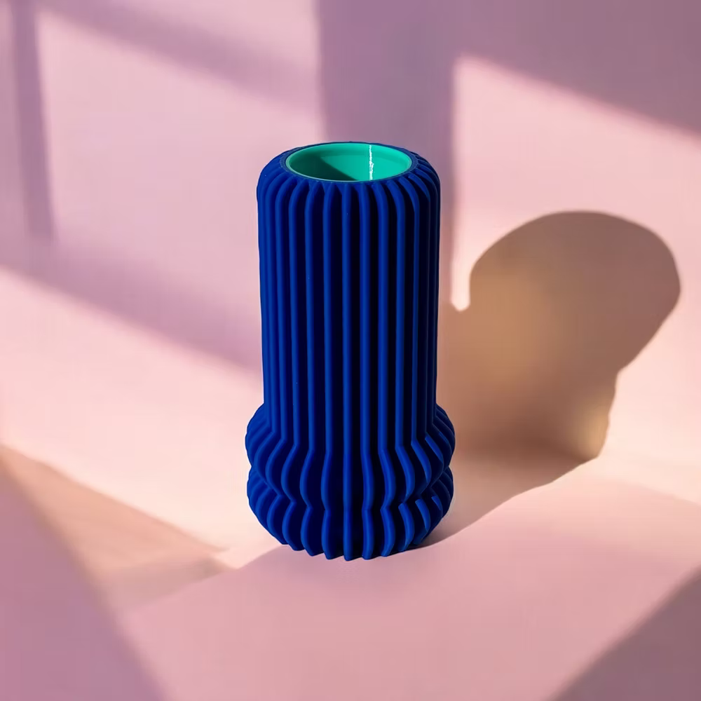 Pink Stories - Vase Whimsy blau