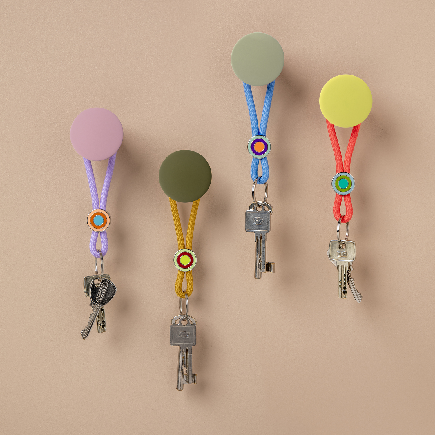 Remember - Schlüsselanhänger Ringo rot