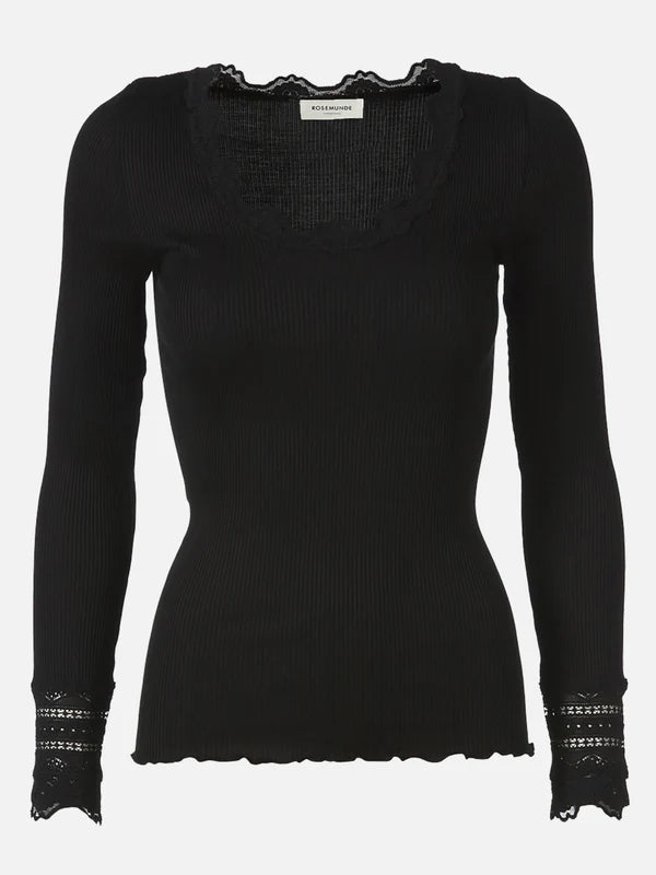 Rosemunde - Langarmshirt in schwarz mit Spitze im Ausschnitt &amp; Ärmeln für Frauen
