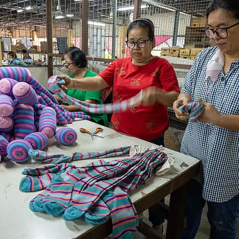 HickUps - Fingerpuppe "Elefant": Handgemacht &amp; fair produziert