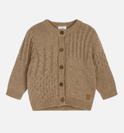 Bequeme Strickjacke mit leichtem Muster aus 100 % Bio-Baumwolle. für Mädchen und Jungen von Hust &amp; Claire.