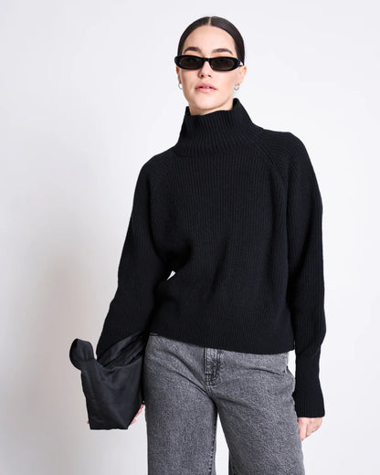 Jan ´n June - Damen Rollkragenpullover &quot;Jumper&quot; schwarz aus Lammwolle