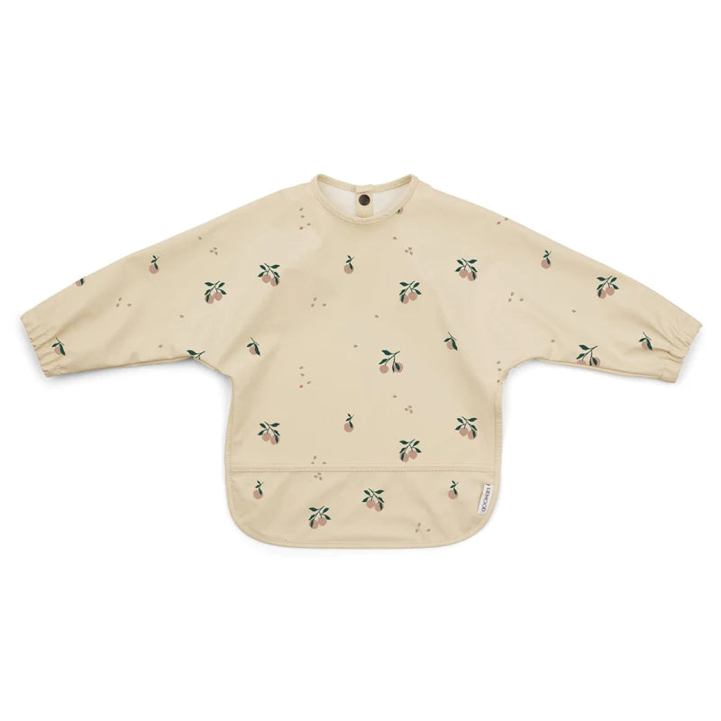 Lätzchen mit langen Ärmeln für Mädchen von Liewood. Leichtes Cape Lätzchen für Kinder, die lernen zu essen.