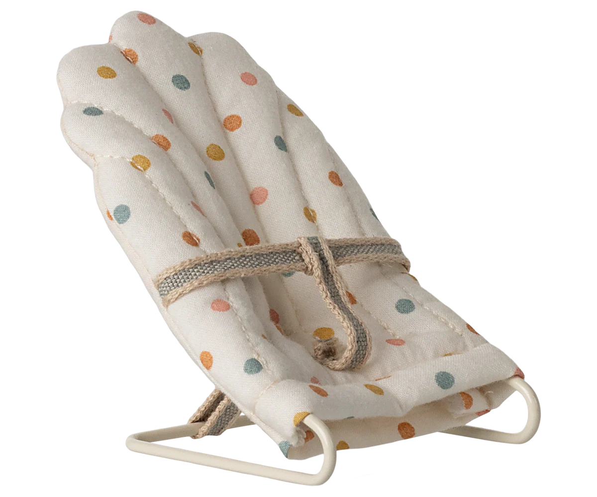 maielg-babywippe-buntepunkte