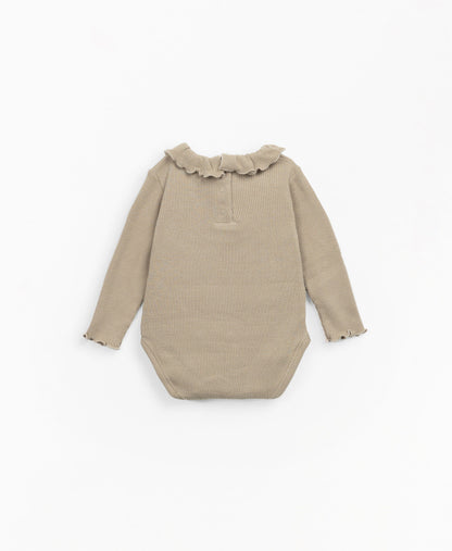 Play up -  Babybody mit Rüschen beige