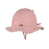 Coole Sommer Kappe für Mädchen und Jungen mit&nbsp;Krempe und Bändern zum Zubinden aus Biobaumwolle von Pure Pure.