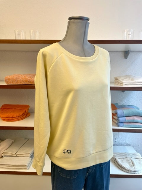 Auryn - Sweatshirt Biobaumwolle gelb mit Breze