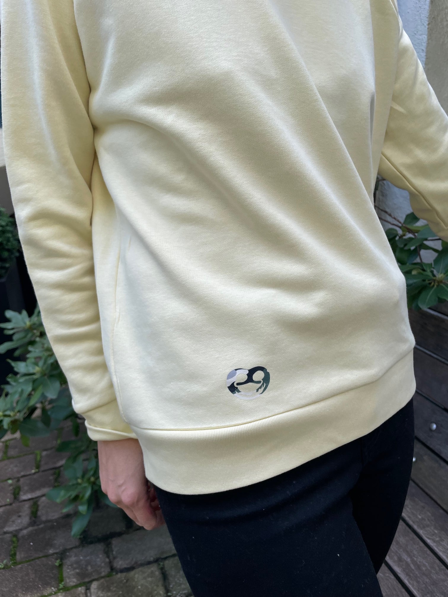 Auryn - Sweatshirt Biobaumwolle gelb mit Breze