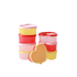 Ein echter RICE-Klassiker! Diese kleinen Aufbewahrungsbehälter in Herzform aus Kunststoff sind ein Muss, zum Mitnehmen von Snacks oder zum Aufbewahren von Lebensmitteln... Es kommen acht gleichgroße Boxen im Netz in drei unterschiedlichen Farben.