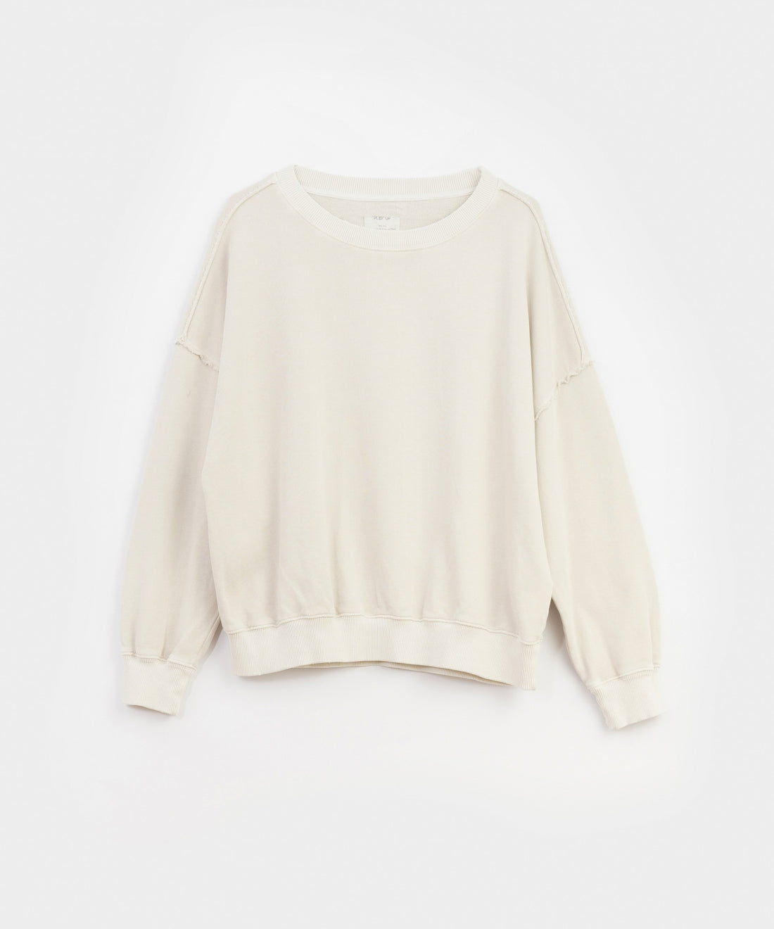 Dieser Jersey-Stich-Pullover besteht aus einer Mischung aus Bio-Baumwolle und Baumwolle, Farbe Luana. 